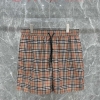 대리석집 버버리 미니체크 반바지