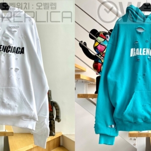 계단집 발렌시아가 빈티지 레터링로고 후드티 (2컬러)