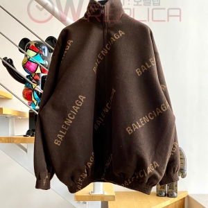 계단집 발렌시아가 울캐시미어 사선로고 집업 코트