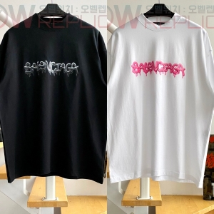 계단집 발렌시아가 입체흘림로고 라운드 티셔츠 (2컬러)