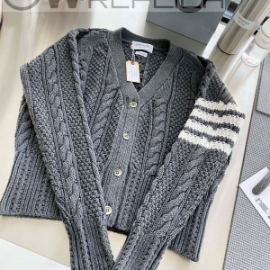 터보 톰브라운 완장사선 꽈배기 가디건 (2컬러)