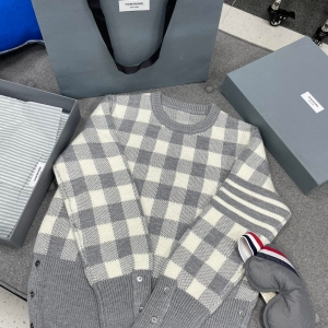 터보 톰브라운 완장사선 그레이 체크 울 스웨터