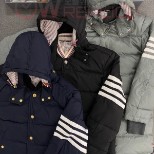 터보 톰브라운 사선 후드 롱 패딩 (3컬러)