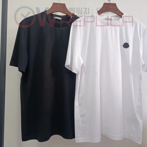 탑몽클 몽클레어 포세이돈 리본 러버로고 라운드 면티셔츠 (2컬러)