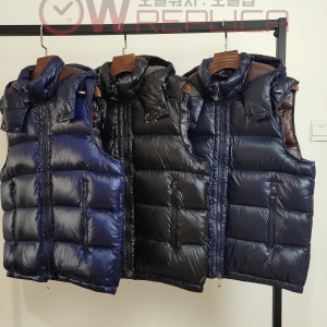 탑몽클 몽클레어  Bormes 후드 다운 베스트 (3컬러)