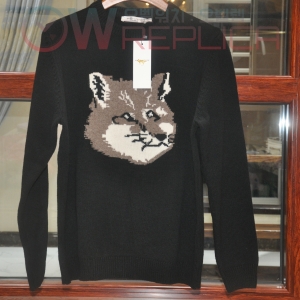 탑키츠네 메종키츠네 블랙 니트 스웨터