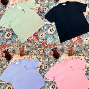 아미 하트자수 라운드 반팔 티셔츠 (4컬러)